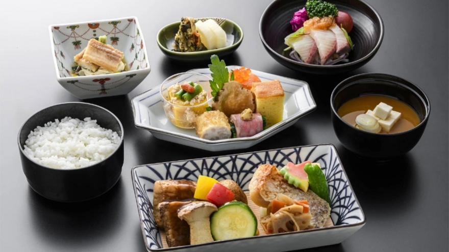 Du lịch Nhật Bản phục hồi, các hãng hàng không cải tiến bữa ăn để cạnh tranh